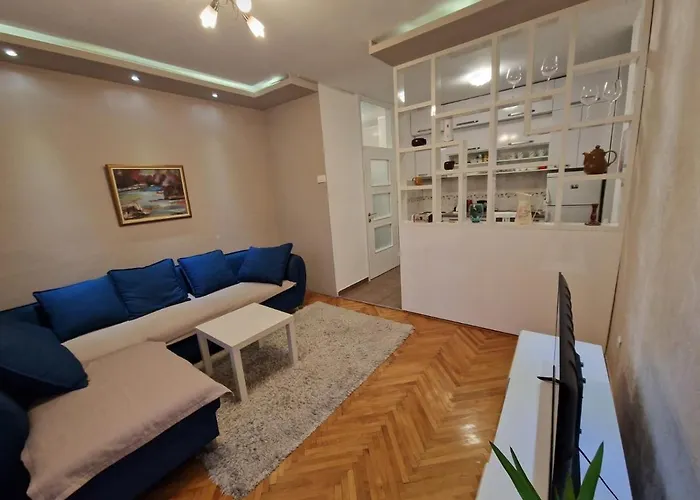 Apartman Your Place In